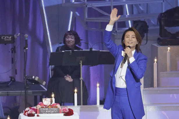 画像・写真 氷川きよし、デビュー記念日に“思い出の会場”中野サン