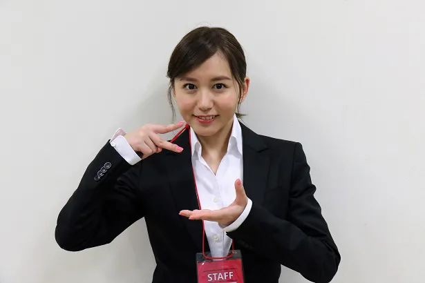 SKE48・大場美奈がコントで握手会の“はがし”役に＜ウケメン＞ | WEBザ