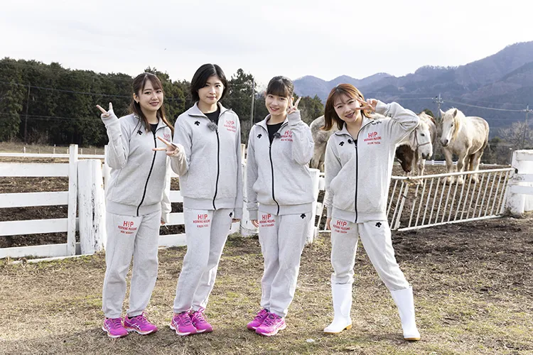 野中美希、加賀楓、北川莉央、石田亜佑美(左から)