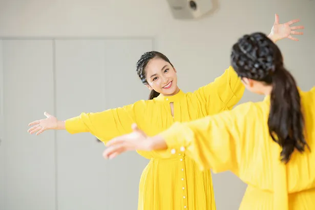 平祐奈が社交ダンスに挑戦 リズムの取り方が難しい 芸能ニュースならザテレビジョン