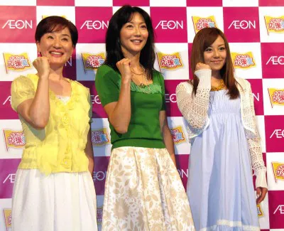 イベントに登場した松居一代、向井亜紀、夏川純（写真左から）