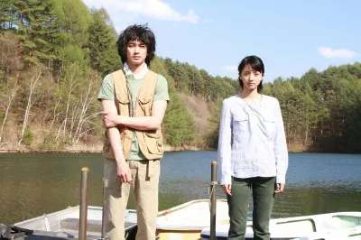 7月スタートドラマ「それでも、生きてゆく」に出演する瑛太と満島ひかり