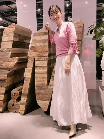 “シンデレラママ”柳橋唯、緊張で「吐きそう…」初々しいテレビ初出演に反響続々『めっちゃ綺麗』