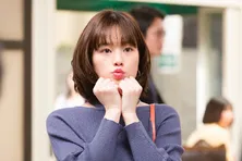 筧美和子が“残念な美人エキストラ”を熱演！〈エ・キ・ス・ト・ラ!!!〉