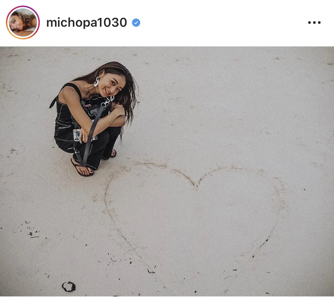 ※みちょぱ公式Instagram(michopa1030)のスクリーンショット