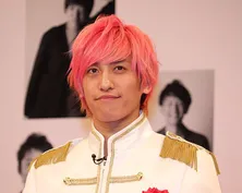 フワちゃん、「普段の行動が…」とEXIT兼近の変人ぶりを暴露