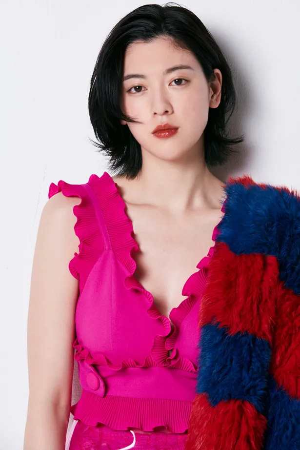 三吉彩花