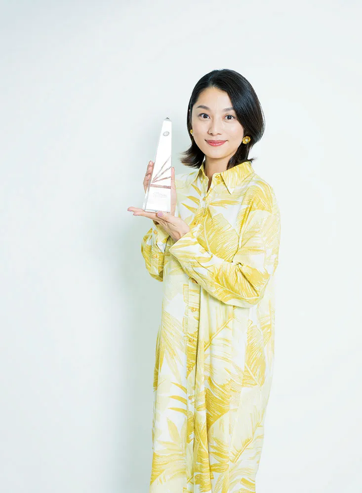 第103回ドラマアカデミー賞で助演女優賞を獲得した小池栄子
