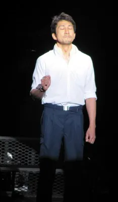 つかこうへいの名作「飛龍伝」がよみがえる