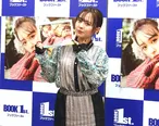 元NMB48の山田菜々が初の卓上型カレンダー「NANA YAMADA Calendar  2020.04〜2021.03」の発売記念イベントを開催した