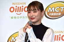 内田理央「愛を感じました」出演CMの“小粋な”セット紹介「もしかして仮面ライダードライブ？」の声