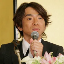 濱口&アッキーナ夫妻のアツアツぶりに反響「可愛すぎて理想」