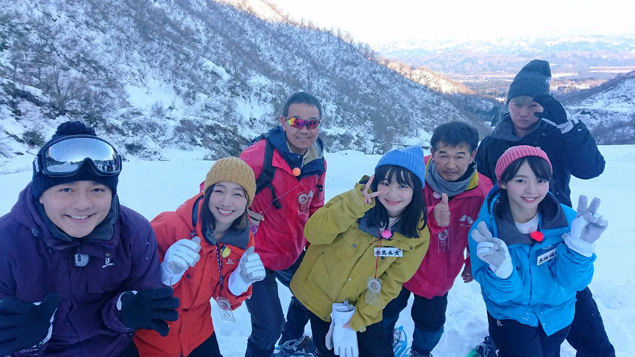 SKE48メンバーらが「スノーアート」に挑戦する