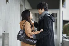 片思い、略奪、男同士…最終回もキス4連発! “エモキュン”ドラマが完結<鈍色の箱の中で>