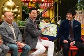 【写真を見る】東野幸治は、大阪メトロの路線にまつわるクイズに挑戦するが…