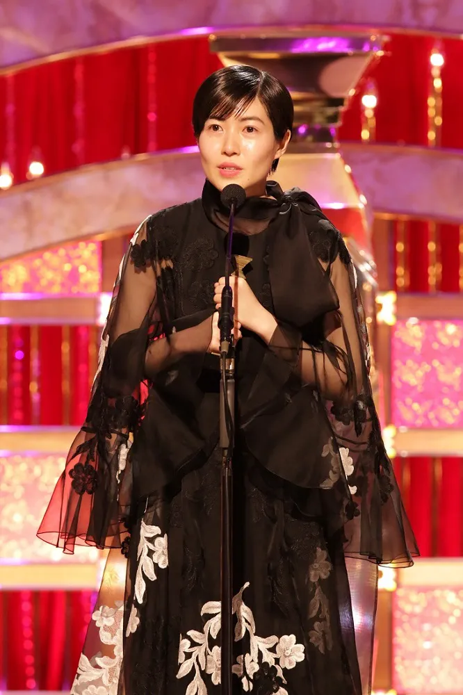 日本アカデミー賞史上初の、外国人としての最優秀主演女優賞を受賞したシム・ウンギョン