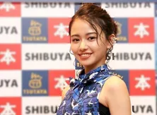 山本舞香、台本を抱いた“爆睡”SHOTに「寝顔も美しい…!」「寝顔美人」称賛相次ぐ