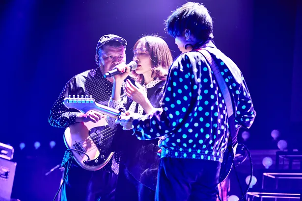 川谷絵音がプロデュースを務めるバンド・ジェニーハイのワンマンツアーファイナルとなる、東京・Zepp Divercity(Tokyo)公演の模様がオンエアされる