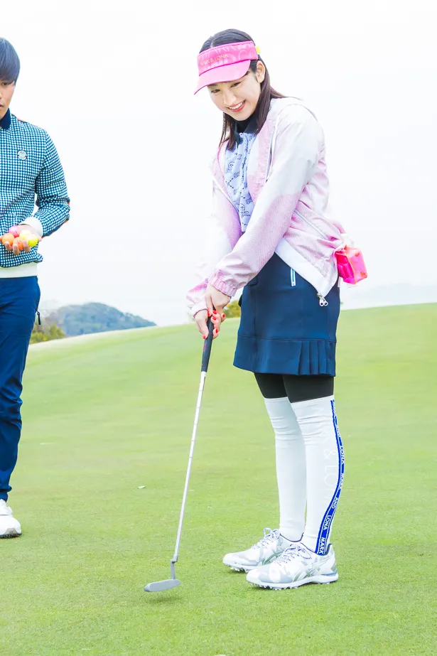 平祐奈がゴルフに挑戦