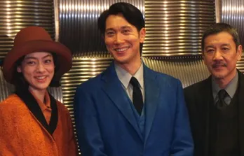 奥田瑛二はチャレンジャー!? 佐々木蔵之介主演舞台「幽霊たち」が絶賛上演中!