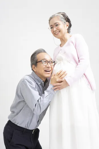 新米パパを演じる小日向文世「必死に子育てする姿を好意的に見てもらえればいいな」