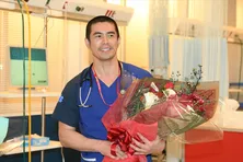 伊藤英明、中谷美紀＆ムロツヨシに熱烈ラブコール「最高の同世代3人組でまた…」＜病室で念仏を唱えないでください＞