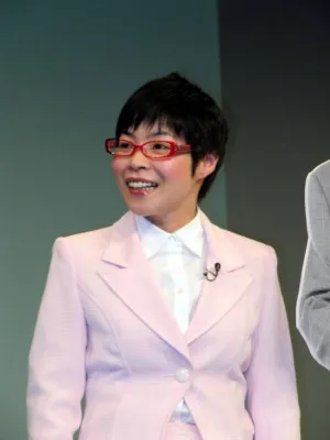 山田花子はMr．オクレの秘書として登場