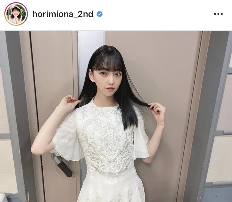 ※堀未央奈2nd写真集公式Instagram(horimiona_2nd)のスクリーンショット