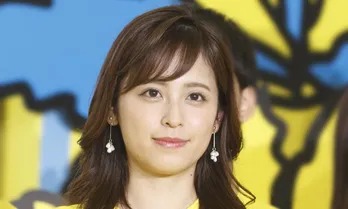 久慈暁子アナ、“おうち時間”のでこ出しSHOTに反響続々「角煮おいしそう！」「すっぴん!?かわいい」