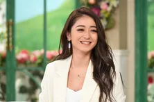 みちょぱが「徹子の部屋」初登場！ 荒川の土手で寝ていたなど“反抗期”エピソードを告白