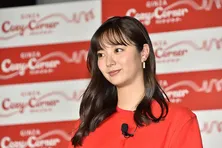 鬼越トマホークが新川優愛、羽鳥慎一らにダメ出しを繰り出す