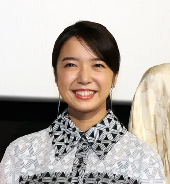 上白石萌音が証言、佐藤健の唇は「硬すぎず、柔らかすぎず」