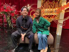 ハマ・オカモトと松岡茉優の「新世紀ミュージック」シーズン1を一挙無料放送