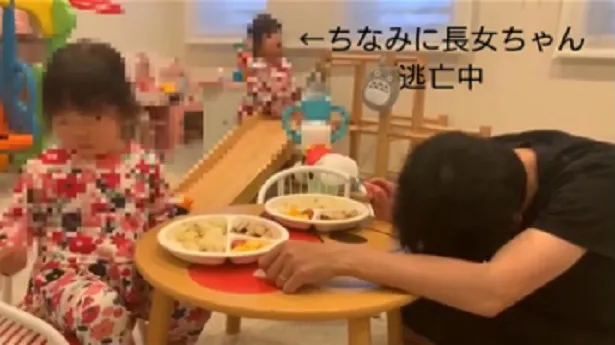 石田明の作った卵焼きをお気に召さない双子の娘たち