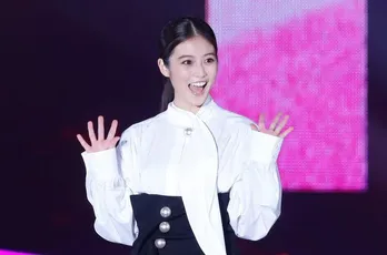 “福岡出身”今田美桜、豚骨ラーメンの食べ方に有吉弘行仰天「えっ、マジ？」