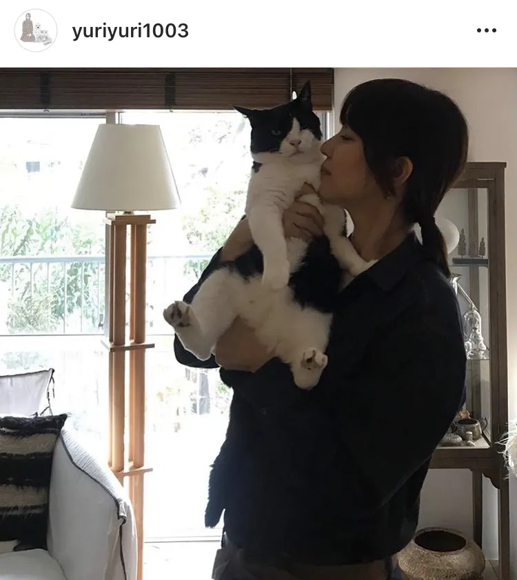 ※石田ゆり子公式Instagram(yuriyuri1003)のスクリーンショット