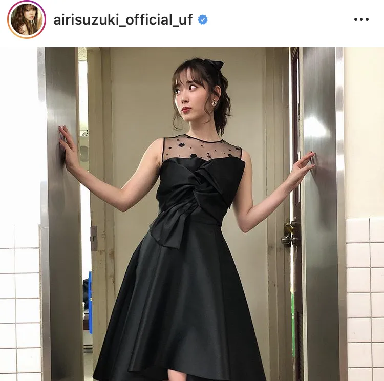 ※鈴木愛理公式Instagram(airisuzuki_official_uf)のスクリーンショット