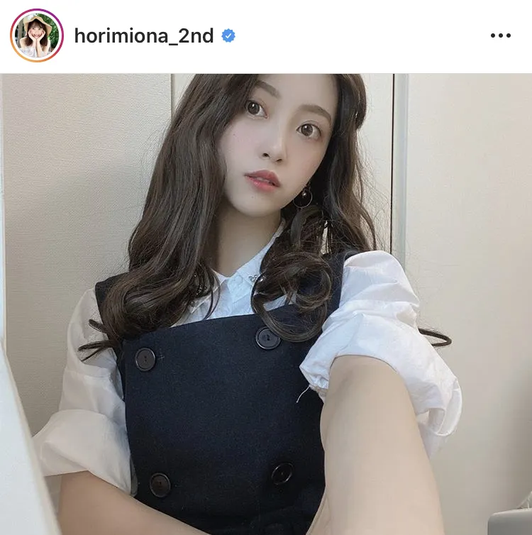 ※堀未央奈2nd写真集公式Instagram(horimiona_2nd)のスクリーンショット