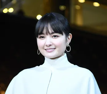 葵わかな、恒松祐里とのデュエット動画に感動の声「ふたりの歌声に癒やされました!」「あたたかい気持ちになりました」