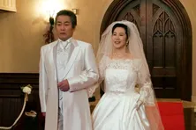名取裕子＆宅麻伸、純白の“真珠婚式ショット”を披露！＜法医学教室の事件ファイル47＞