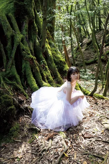 宮本佳林「今の私はまだ完成形ではない」決意と希望を込めた卒業写真集発売