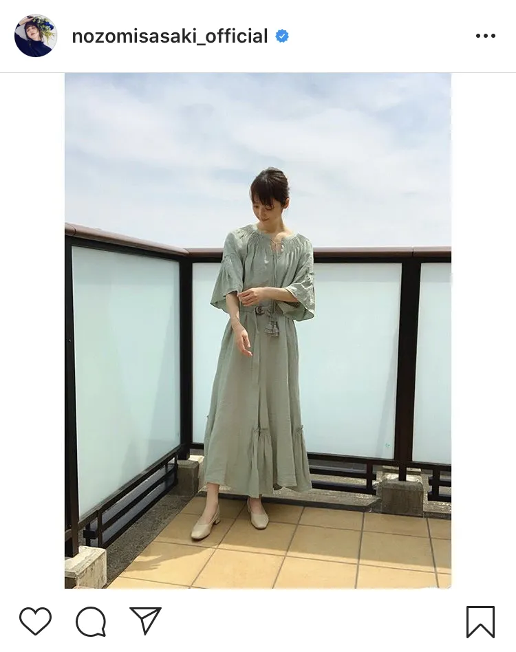 ※佐々木希公式Instagram(nozomisasaki_official)のスクリーンショット