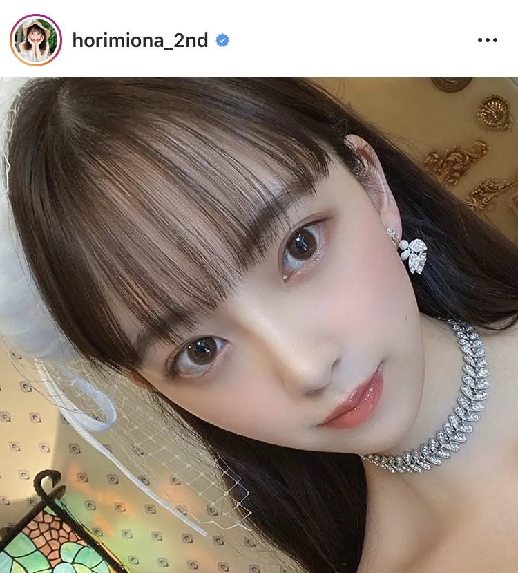 ※堀未央奈2nd写真集公式Instagram(horimiona_2nd)のスクリーンショット