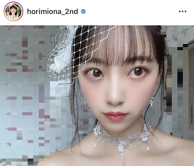 ※堀未央奈2nd写真集公式Instagram(horimiona_2nd)のスクリーンショット