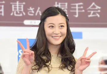 上西恵、妹・怜の誕生日を祝福! 仲良し美人姉妹にファン歓喜「上西姉妹かわいすぎ」「おめでとう!!」