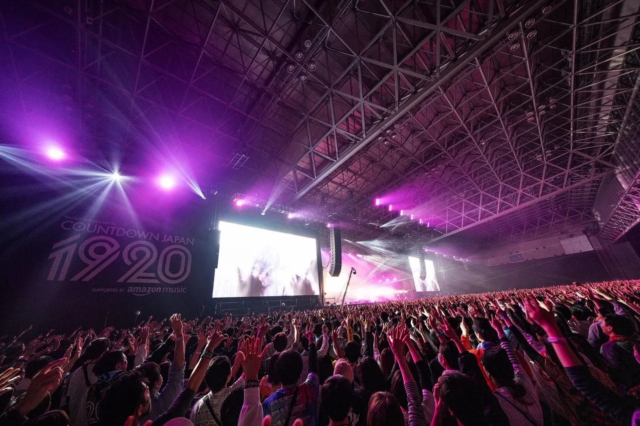 【写真を見る】「COUNTDOWN JAPAN 19/20」からは、ヒゲダン、BiSH、HYDE、NUMBER GIRLらのライブが！