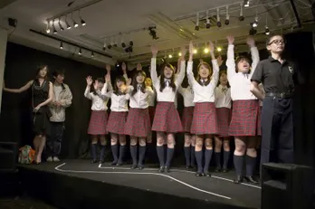 シリーズ第5弾！ 毛皮族の軽演劇2011が開催！