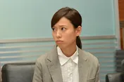 <鍵のかかった部屋 特別編>大野智“榎本”と戸田恵梨香“純子”は副社長が銃殺された貿易会社を訪れる