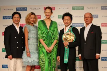 土屋アンナ初MC「言っちゃいけないこと気をつけます!!」