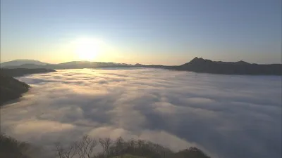 北海道・川上郡にある日本有数の霧の名所・摩周湖の“滝霧”という現象に迫る